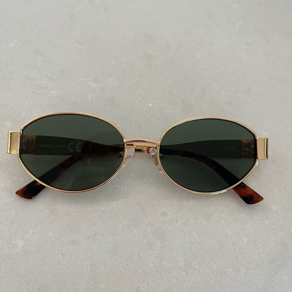 Gold Oval Sunglasses NWT’s